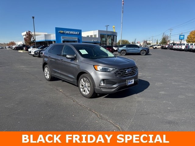 2022 Ford Edge Titanium