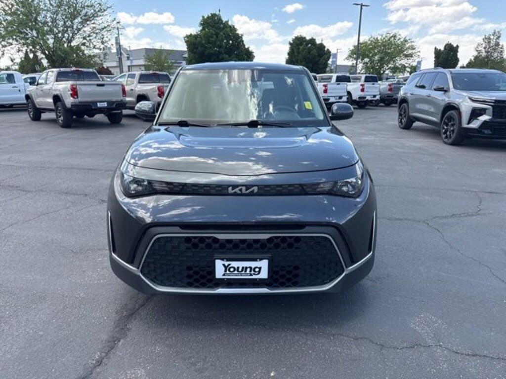 Used 2025 Kia Soul LX Hatchback