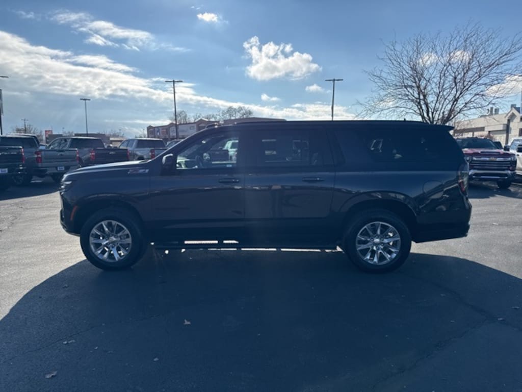 Used 2025 Chevrolet Suburban Z71 SUV