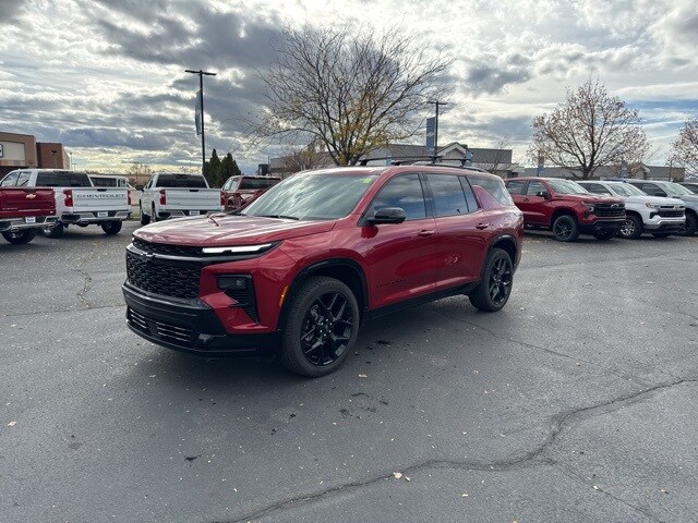 2025 Chevrolet Traverse RS photo 3