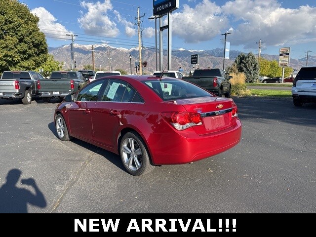 2014 Chevrolet Cruze photo 3