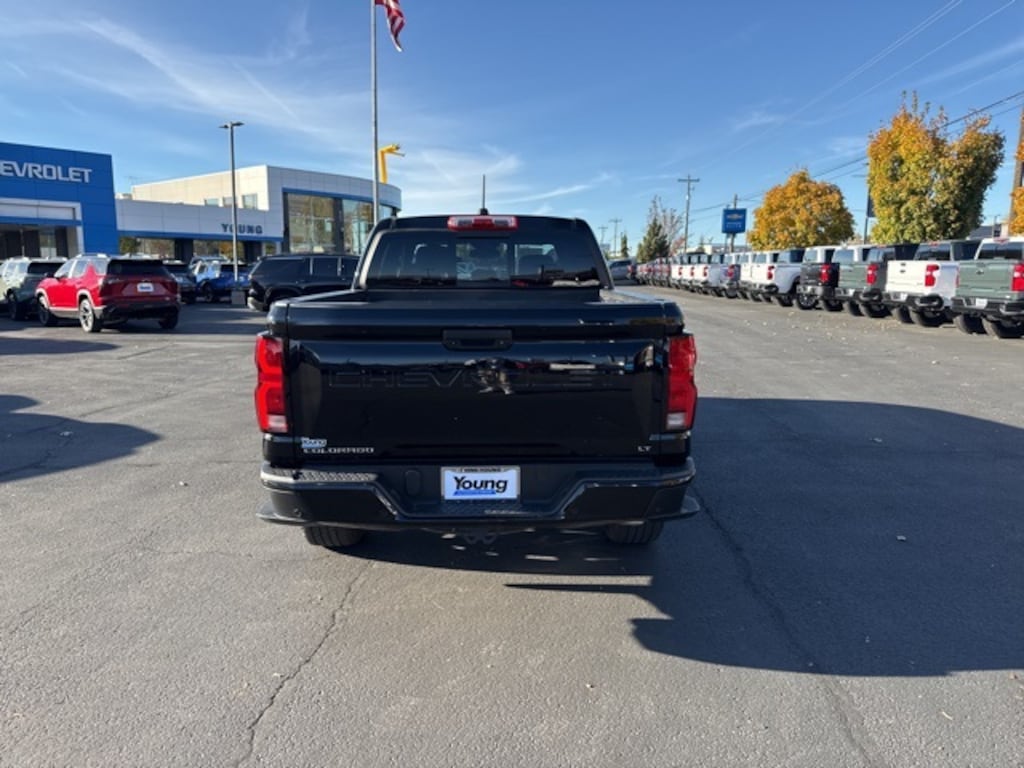 Used 2023 Chevrolet Colorado LT Truck Crew Cab