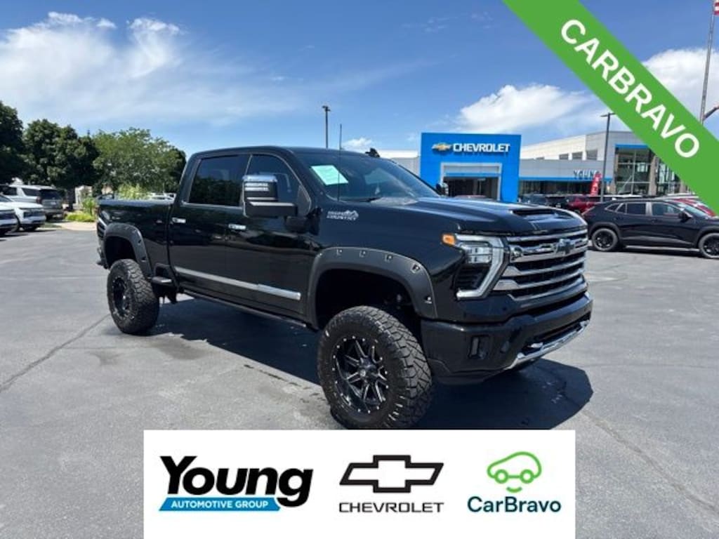 Used 2024 Chevrolet Silverado 3500 HD High Country Truck Crew Cab