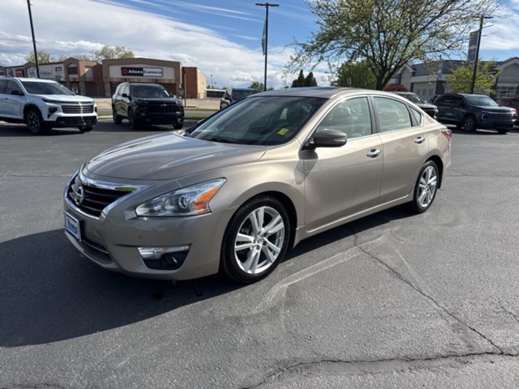 Used 2015 Nissan Altima 3.5 SL Sedan