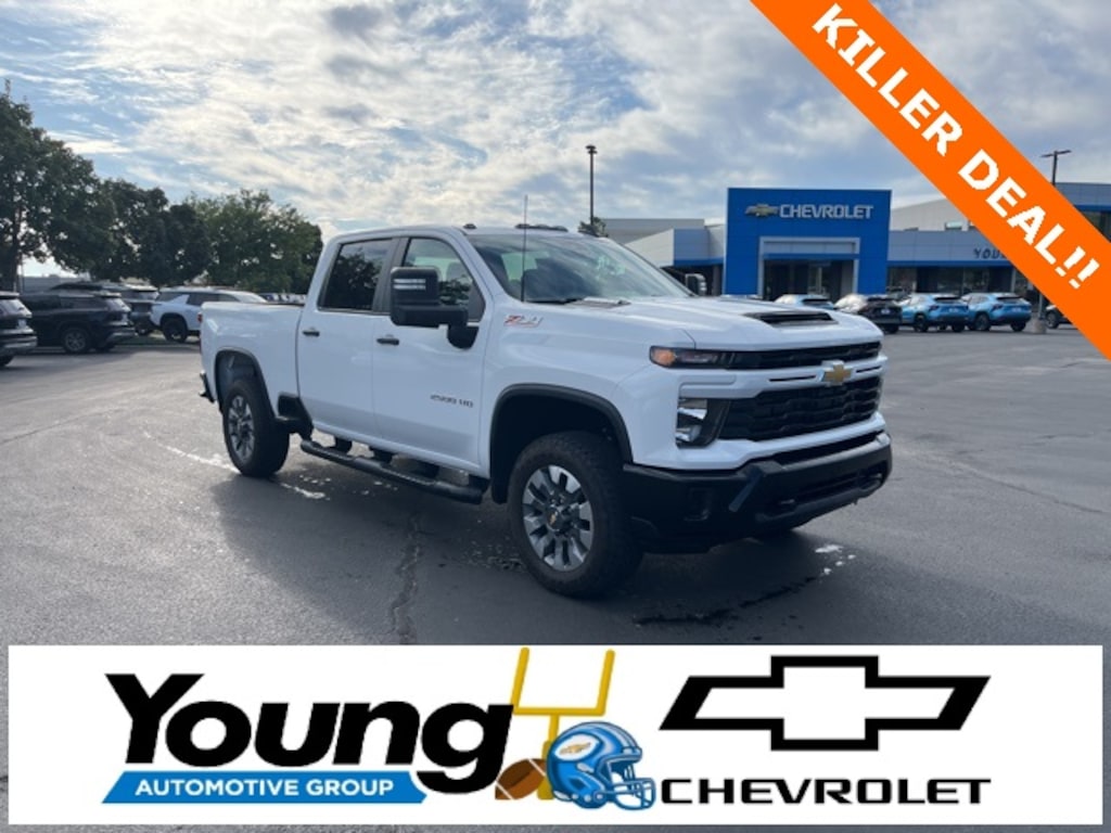 Used 2024 Chevrolet Silverado 2500 HD Custom Truck Crew Cab