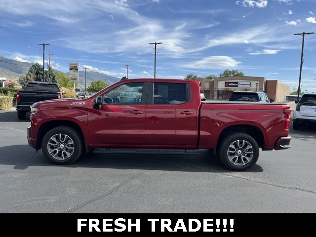 2022 Chevrolet Silverado 1500 RST photo 2