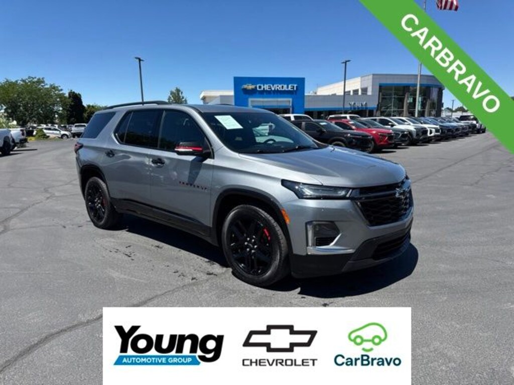 Used 2023 Chevrolet Traverse Premier SUV