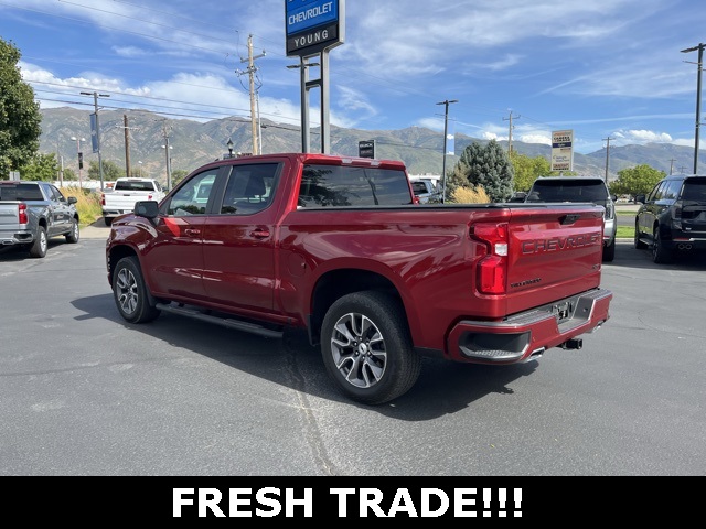 2022 Chevrolet Silverado 1500 RST photo 3