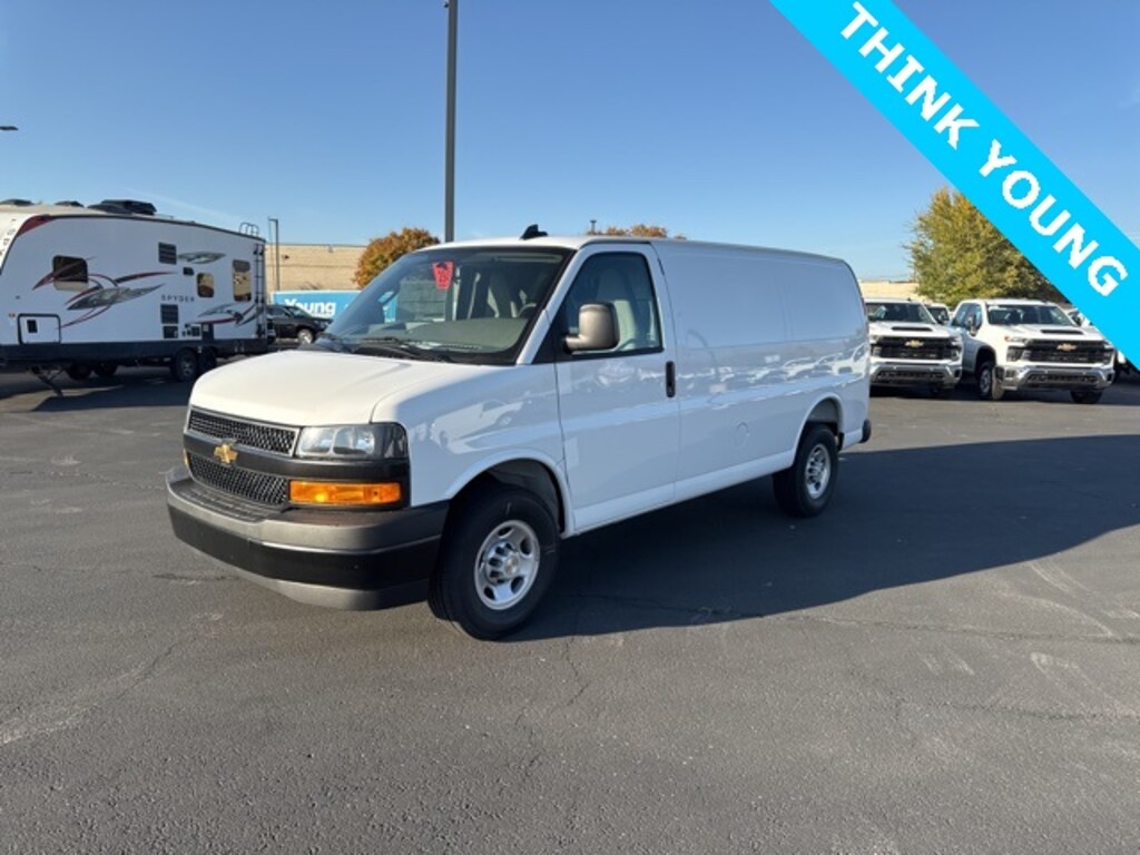 New 2025 Chevrolet Express 2500 Work Van Van Cargo Van