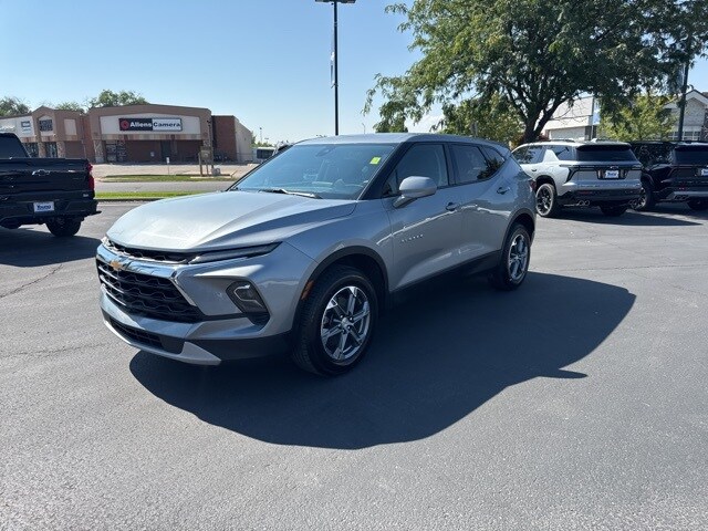 2023 Chevrolet Blazer 2LT photo 3