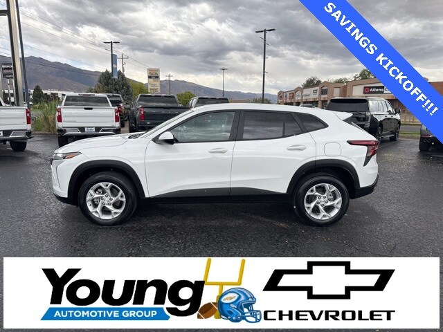 2024 Chevrolet Trax LS photo 4
