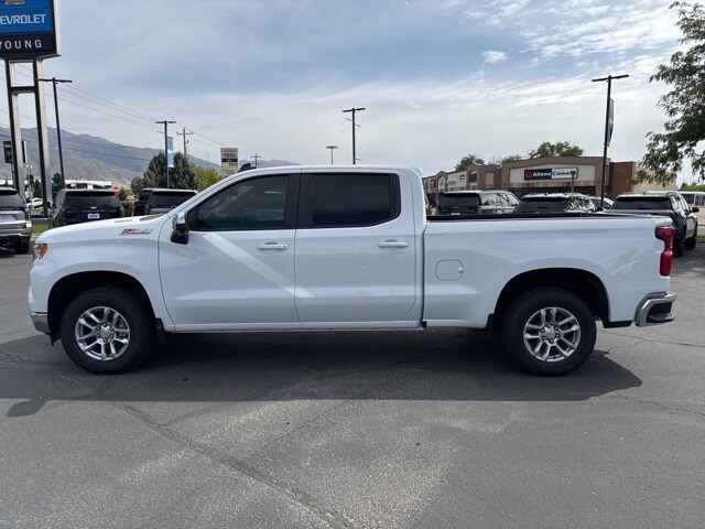 2026 Chevrolet Silverado 1500 LT photo 4
