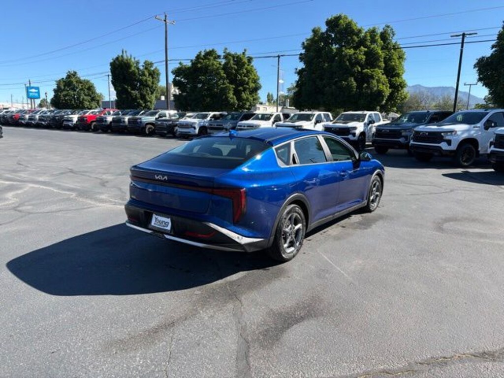 Used 2025 Kia K4 LXS Sedan