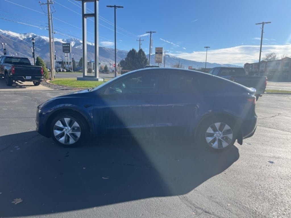 Used 2024 Tesla Model Y Long Range SUV