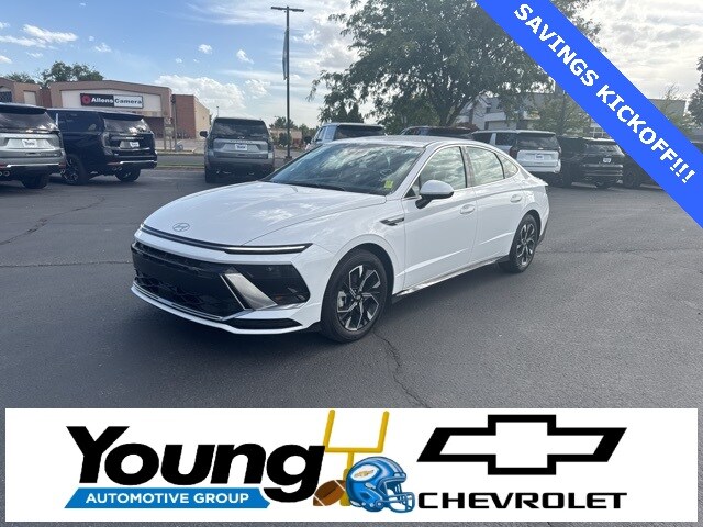 2025 Hyundai Sonata SEL photo 2