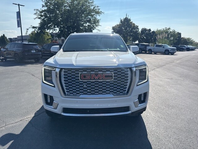 2024 Gmc Yukon Denali photo 2