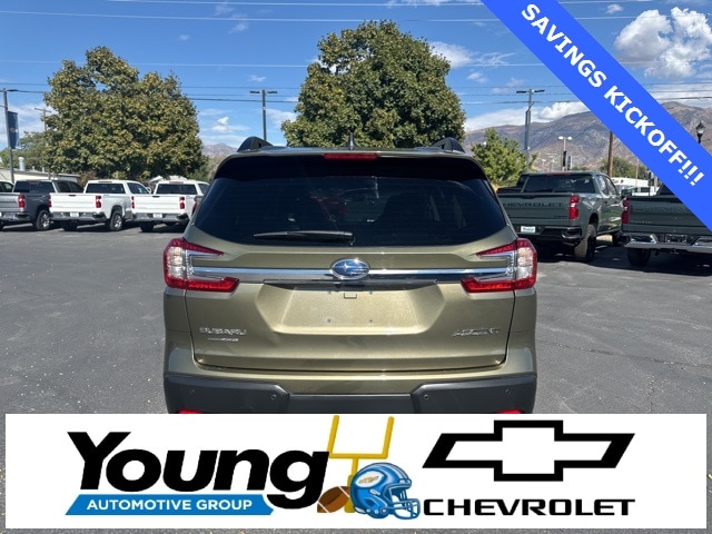 2024 Subaru Ascent Premium photo 3