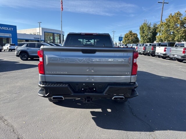 2021 Chevrolet Silverado 1500 LT Trail Boss photo 3