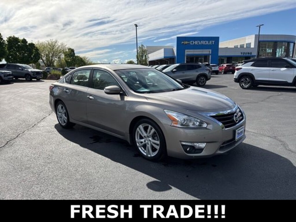Used 2015 Nissan Altima 3.5 SL Sedan