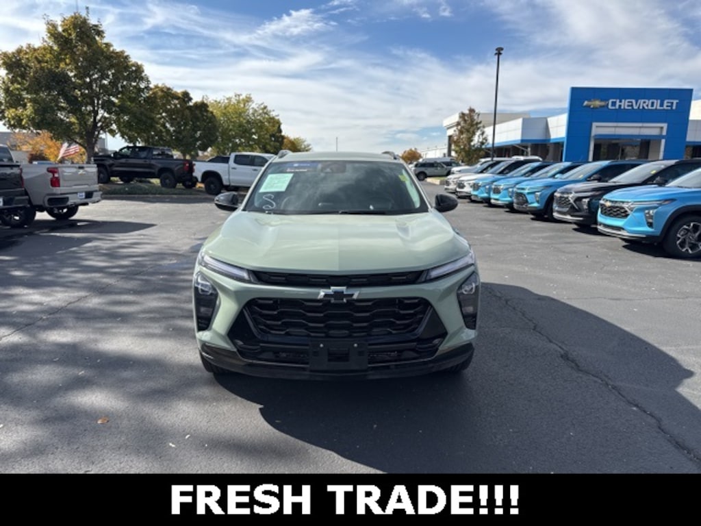 Used 2025 Chevrolet Trax ACTIV SUV