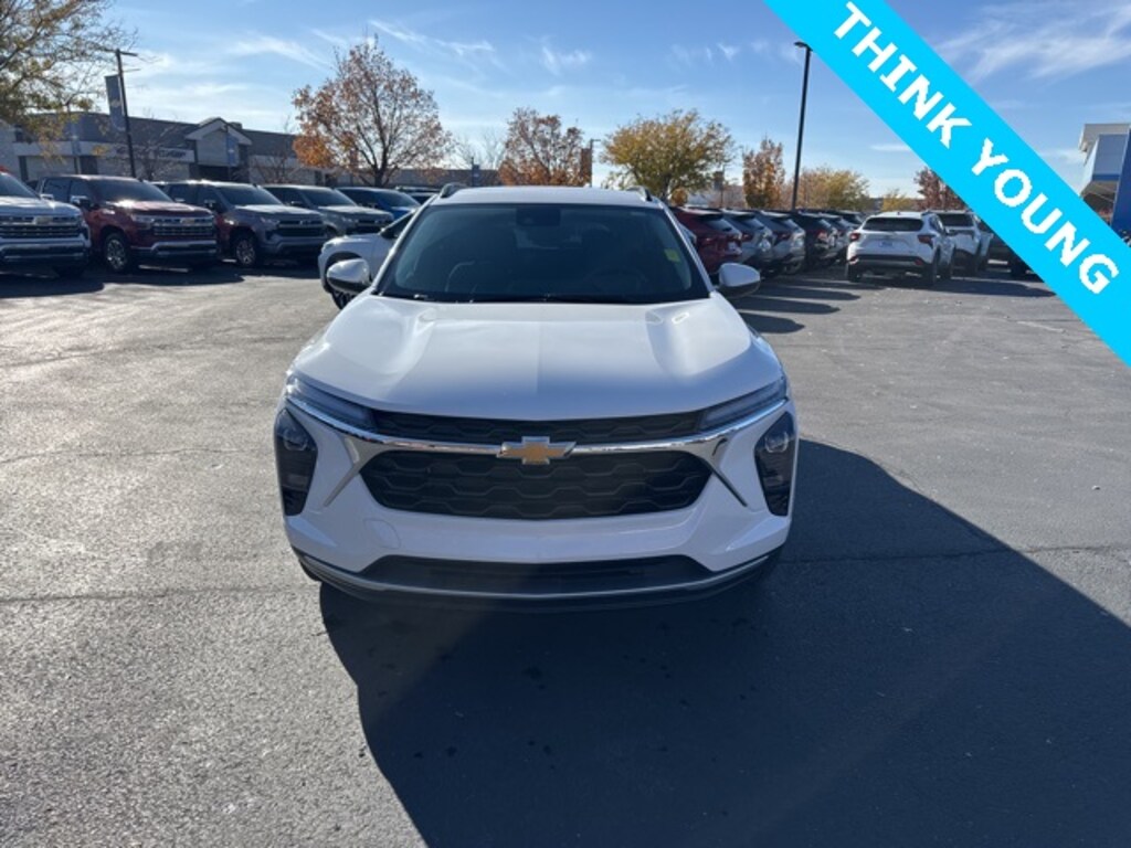 New 2026 Chevrolet Trax LT SUV