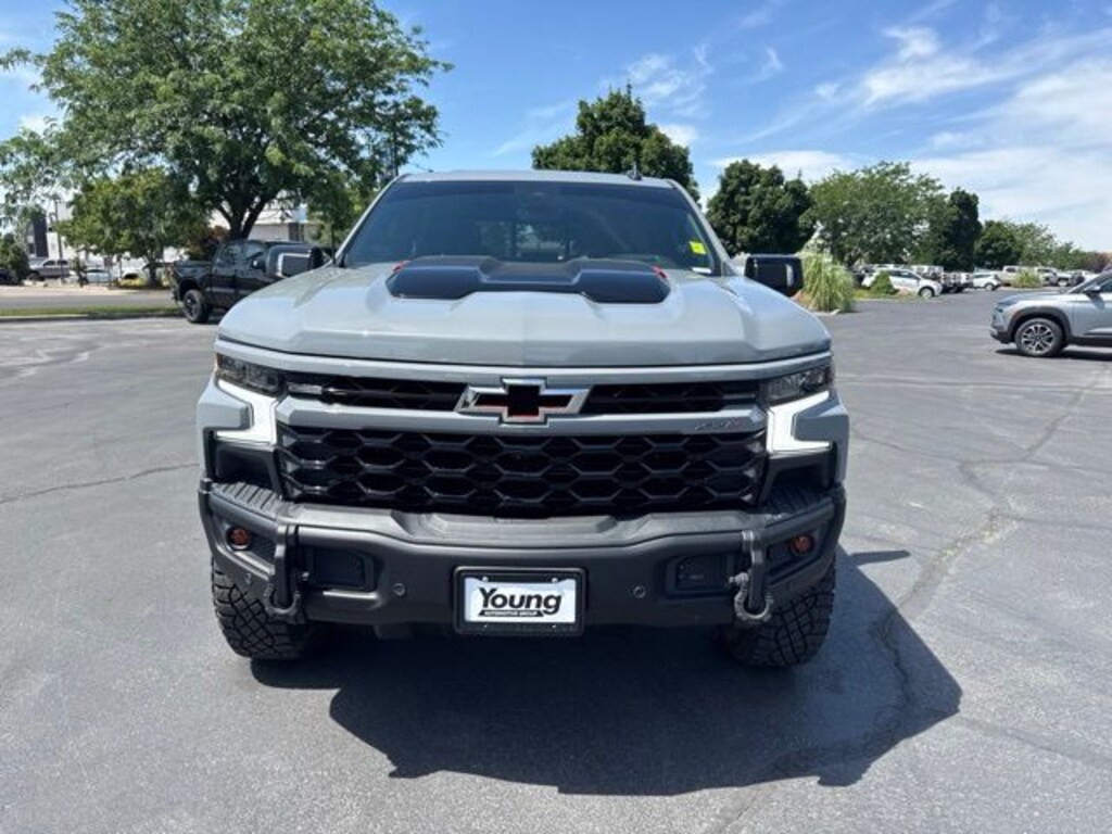Used 2025 Chevrolet Silverado 1500 ZR2 Truck Crew Cab