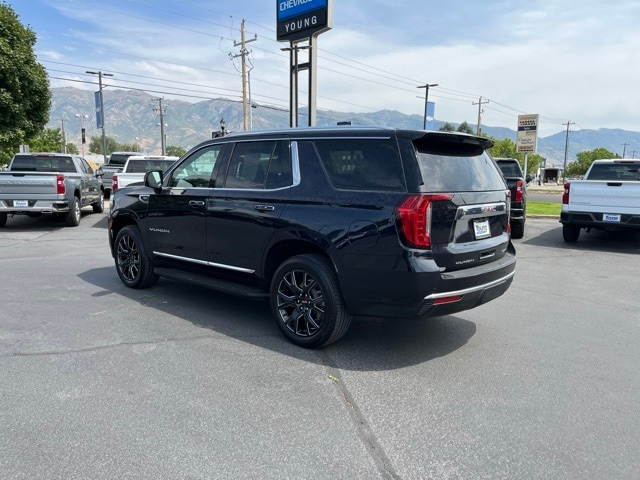 2024 Gmc Yukon SLT photo 4