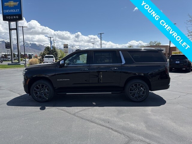 2025 Chevrolet Suburban Premier photo 4