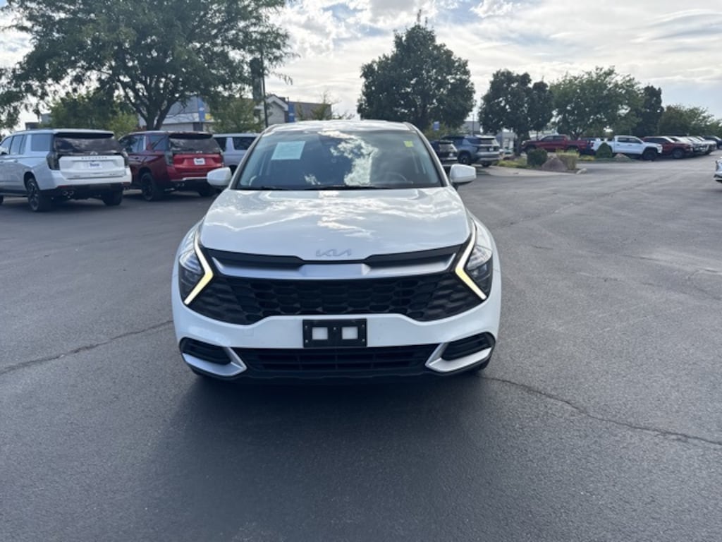 Used 2023 Kia Sportage LX SUV