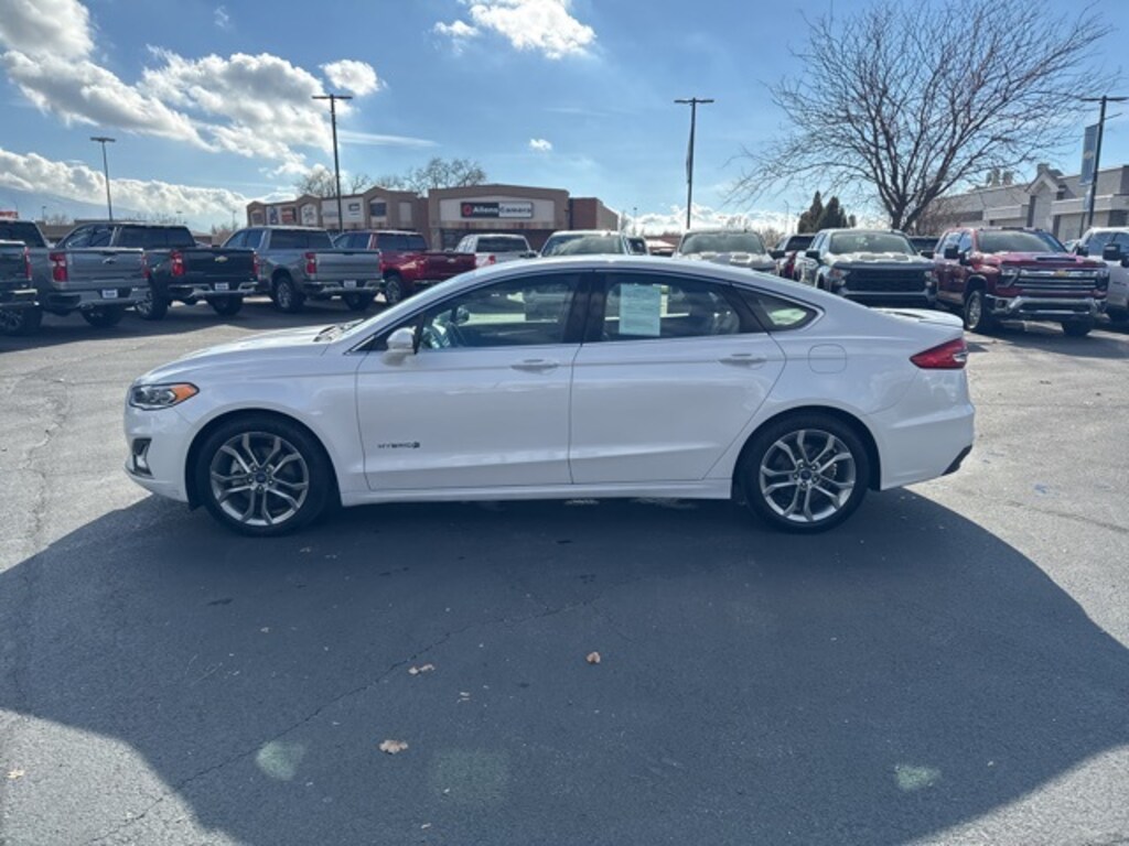 Used 2019 Ford Fusion Hybrid Titanium Sedan