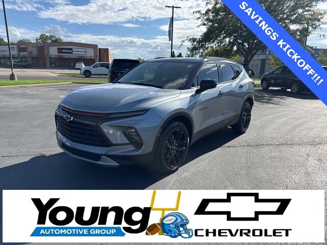 2024 Chevrolet Blazer 2LT photo 2
