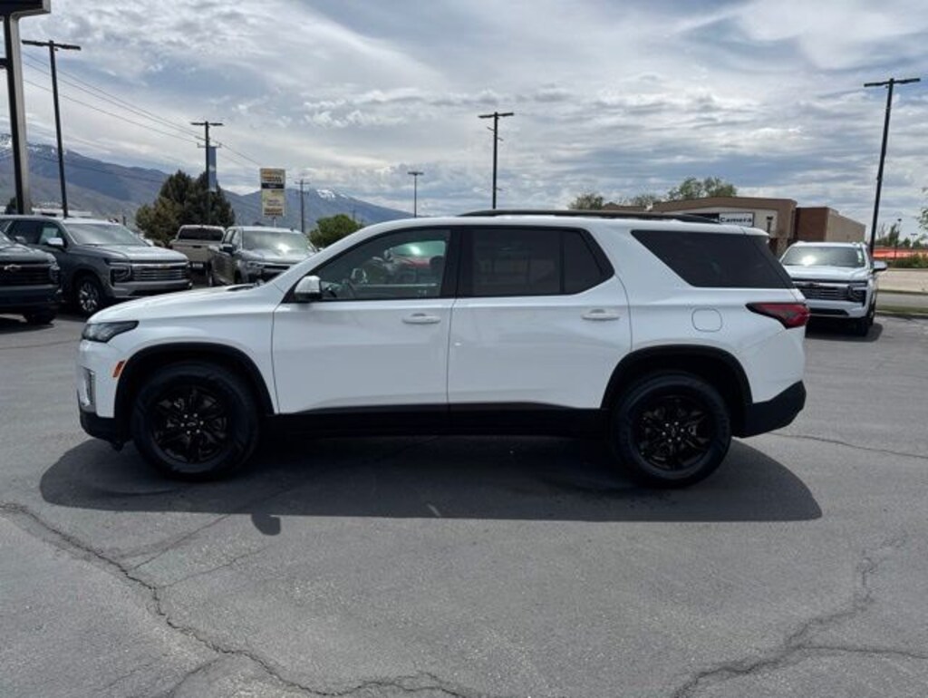 Certified 2023 Chevrolet Traverse LT Cloth w/1LT SUV