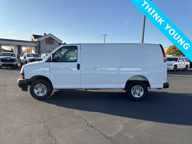 2025 Chevrolet Express 2500 Work Van photo 2