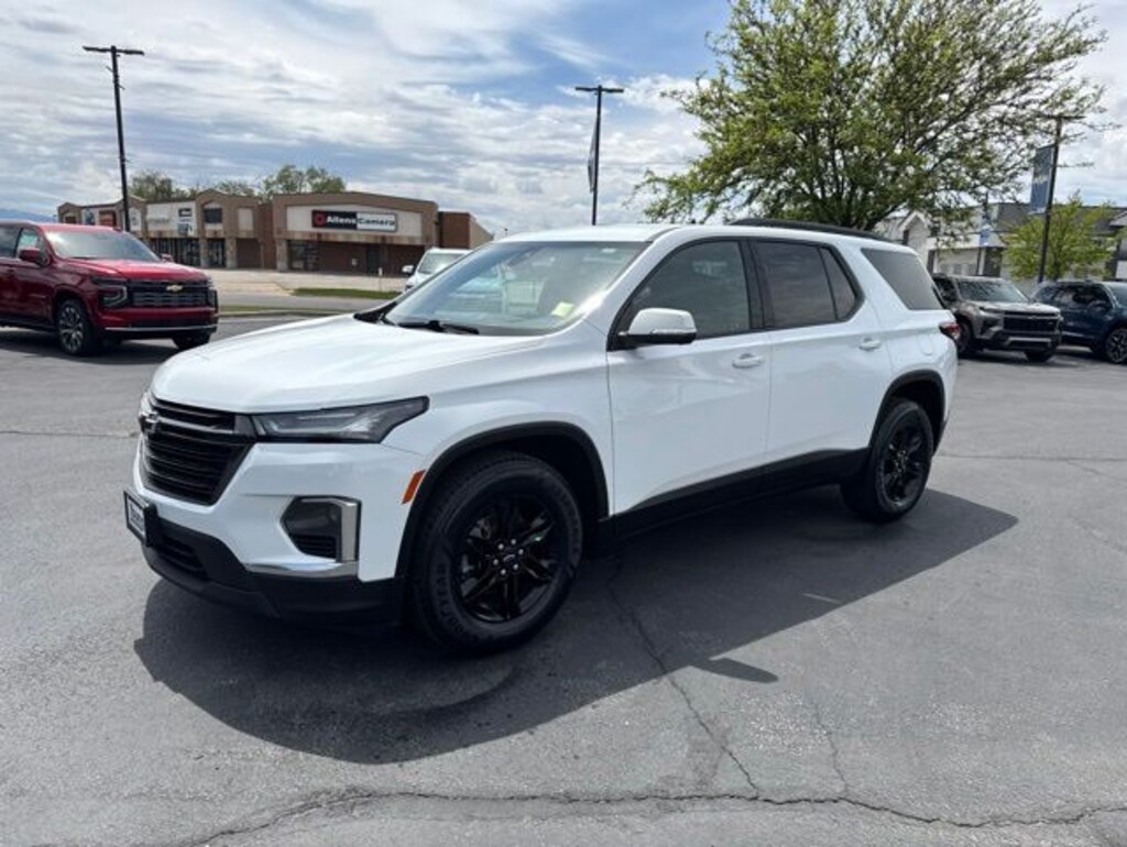 Certified 2023 Chevrolet Traverse LT Cloth w/1LT SUV