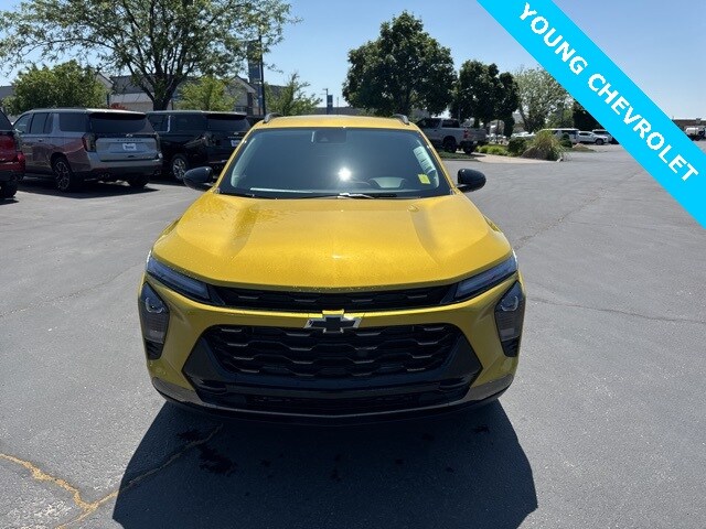 2025 Chevrolet Trax ACTIV photo 2