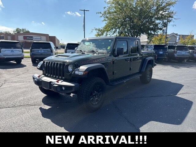 2023 Jeep Gladiator Mojave photo 2