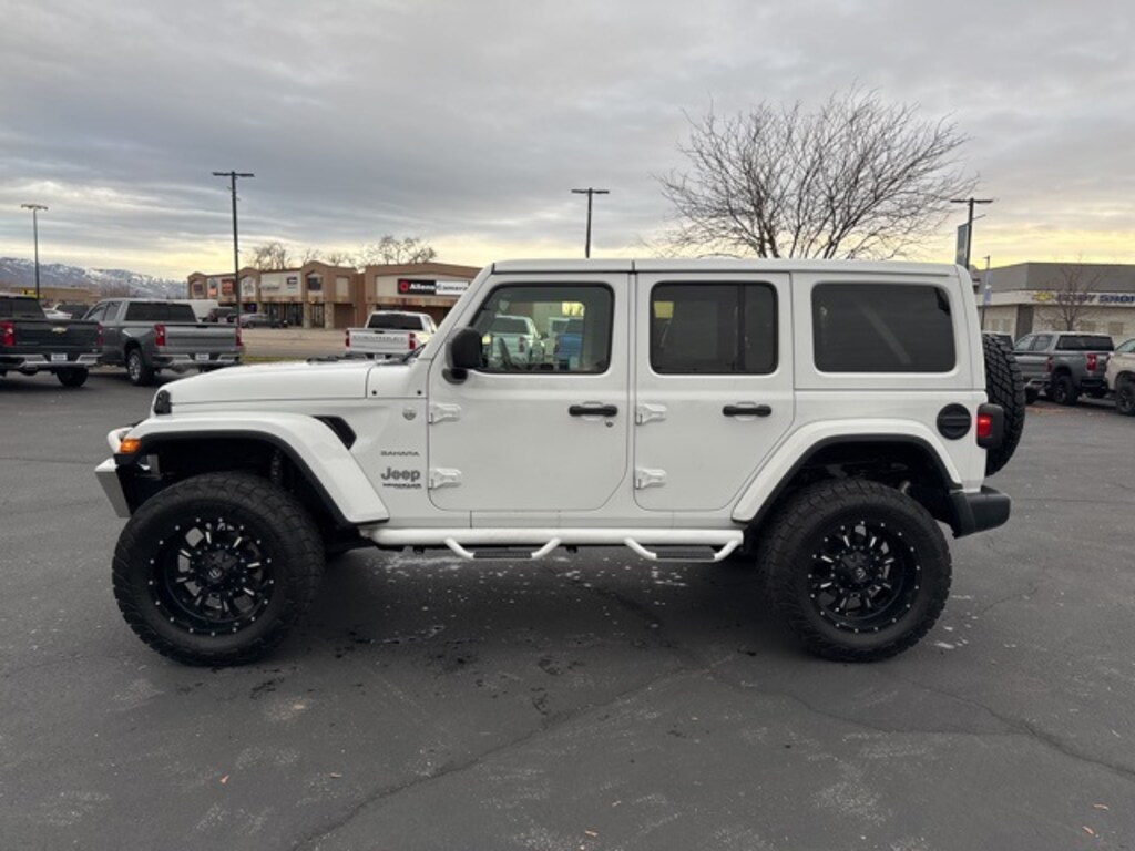 Used 2019 Jeep Wrangler Unlimited Sahara 4x4 SUV