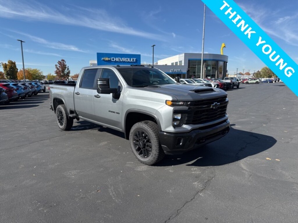 New 2026 Chevrolet Silverado 2500HD Custom Truck Crew Cab