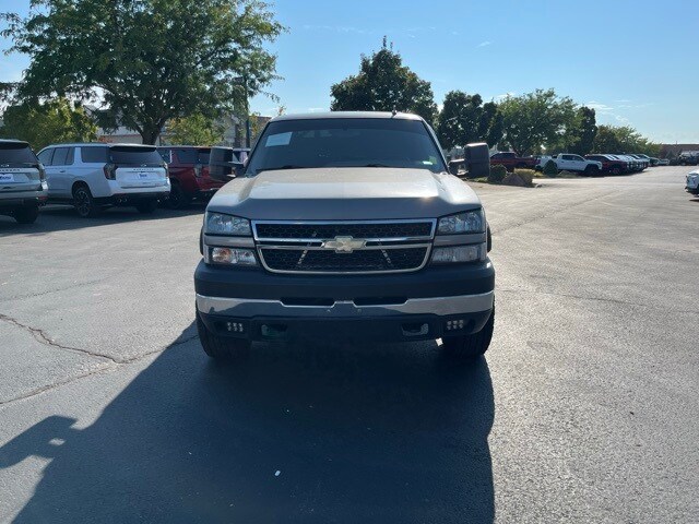 2007 Chevrolet Silverado 2500HD LT1 LT photo 2