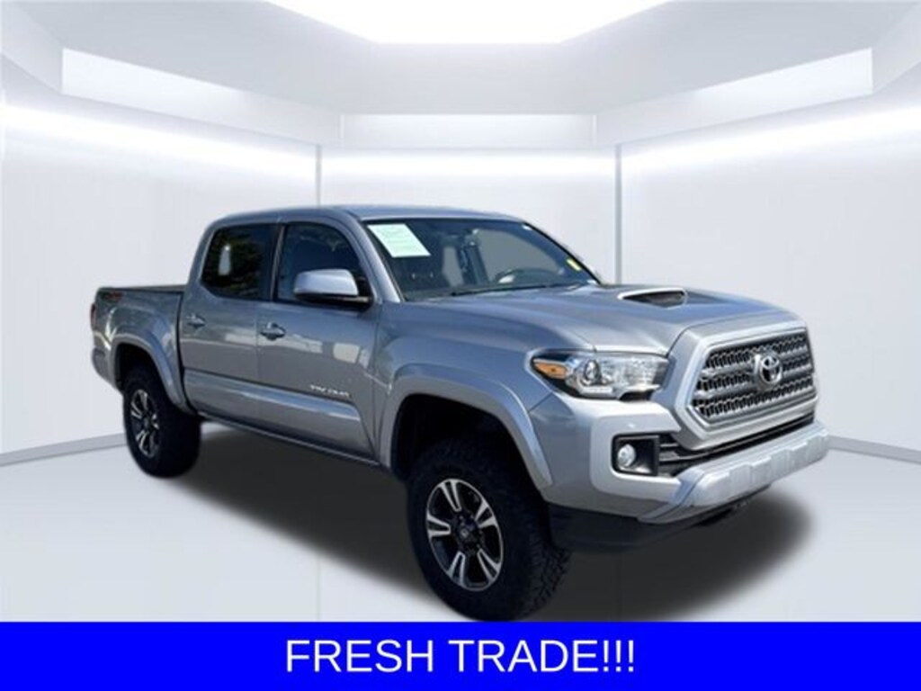 Used 2017 Toyota Tacoma TRD Sport V6 Truck Double Cab