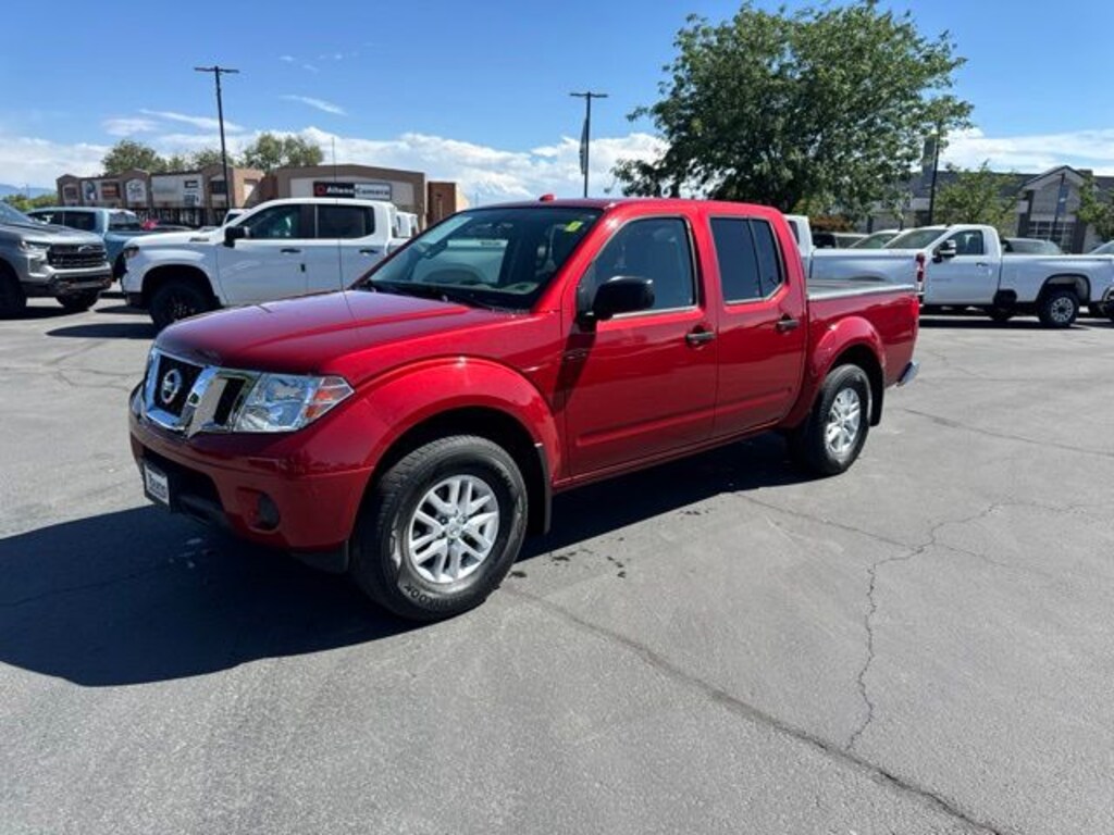Used 2018 Nissan Frontier SV Truck Crew Cab