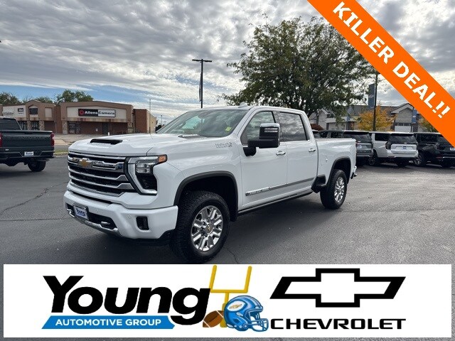 2024 Chevrolet Silverado 3500HD High Country photo 3