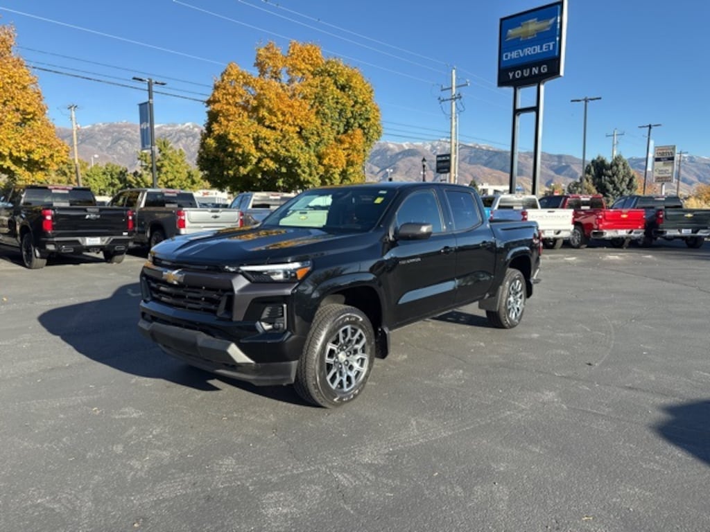 Used 2023 Chevrolet Colorado LT Truck Crew Cab