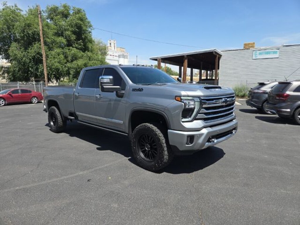Used 2026 Chevrolet Silverado 3500 HD High Country Truck Crew Cab