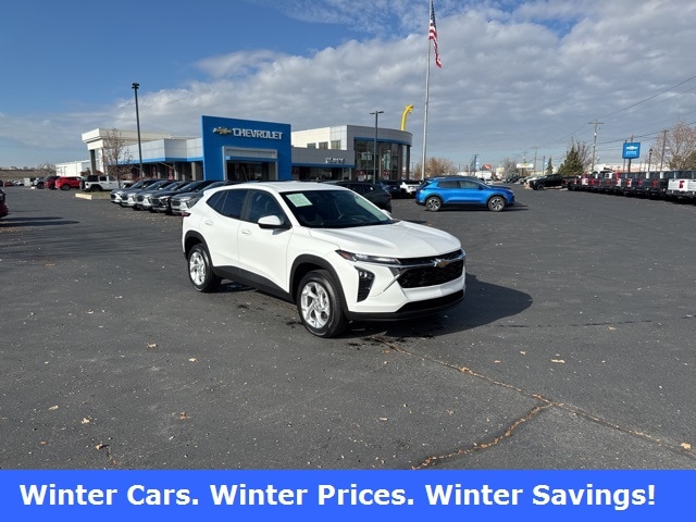 2025 Chevrolet Trax LS's photo