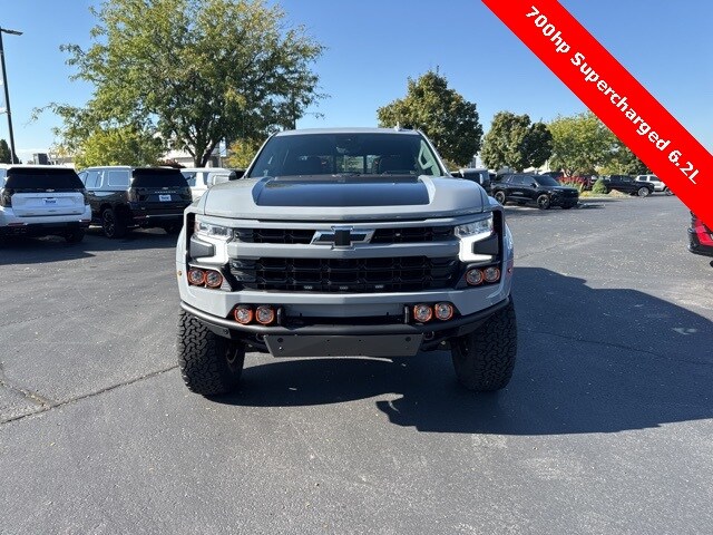 2025 Chevrolet Silverado 1500 LTZ photo 2