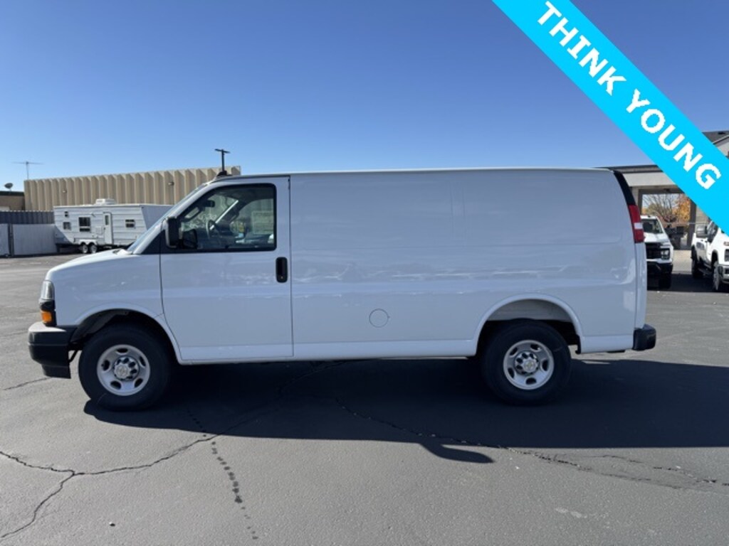 New 2025 Chevrolet Express 2500 Work Van Van Cargo Van