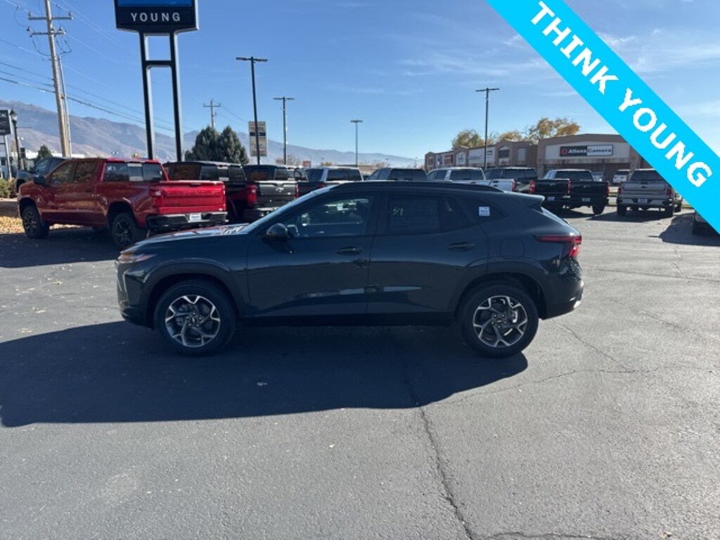 New 2026 Chevrolet Trax LT SUV