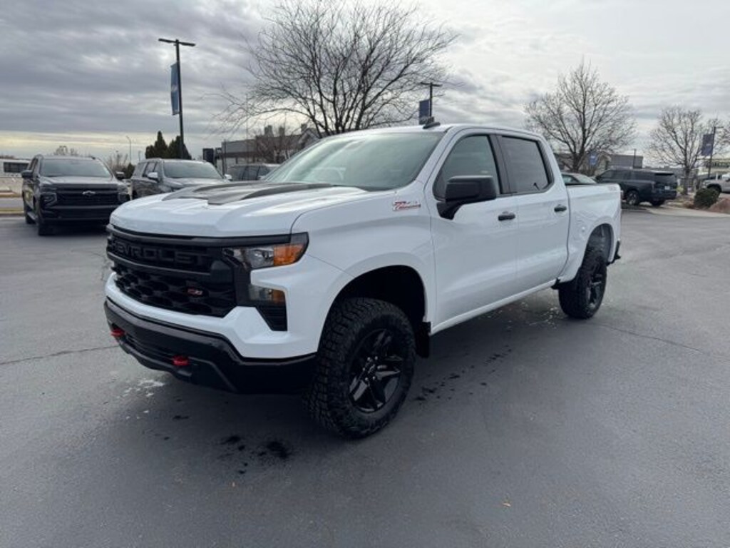 New 2026 Chevrolet Silverado 1500 Custom Trail Boss Truck Crew Cab