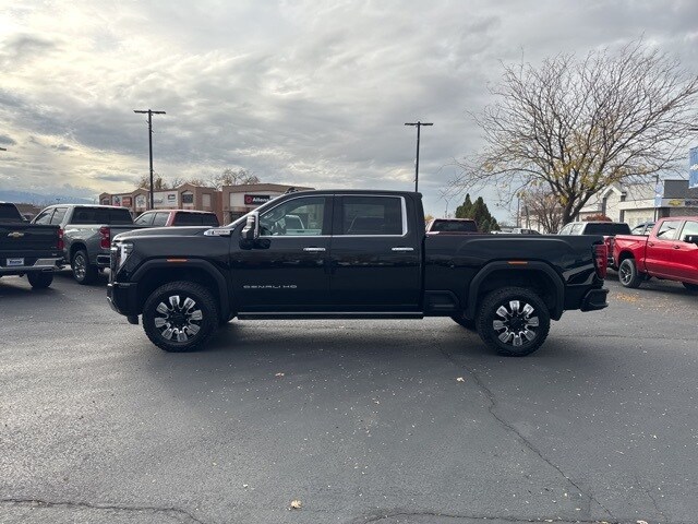2024 Gmc Sierra 3500 HD Denali photo 4
